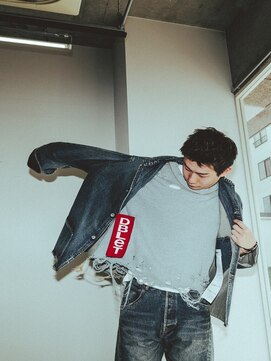 ウタシロイロ(uta shiroiro) メンズショートカット