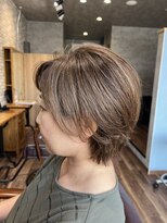 アンドブルー(and BLUE)&nbsp;細ハイライト×大人レイヤーショート