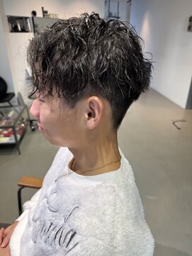 イズ(iss) ツイストスパイラルパーマ