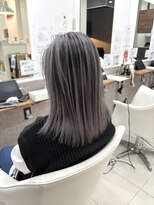 ヴァイラル(VIRAL)&nbsp;ホワイトバレイヤージュ