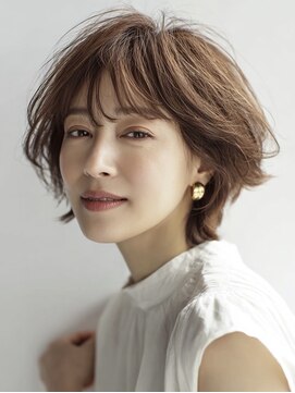 ハーツ(Heart's) 白髪ぼかし脱白髪染め似合わせショートボブ40代50代60代