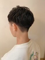 ユキオグループ グラン(yg GRAN)&nbsp;20代30代◎刈り上げセンターパート×波巻きパーマ韓国風