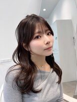 ラクシア(LucxiA) 朝5分で巻けるロングレイヤー/小顔ヘアをつくる顔まわりカット