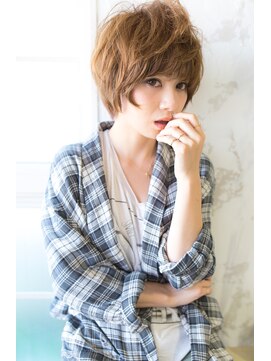 セライロ 千葉(celilo) 『celiloスタイル』、ショート、立体感ある３Ｄパーマ