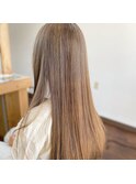 透明感ミルクティーベージュ