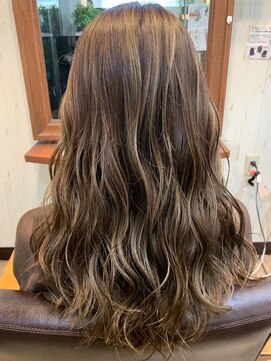 フィー 東川口店(fee) パーマ/ハイライト/デザインカラー/ヘアカット/大人かわいい