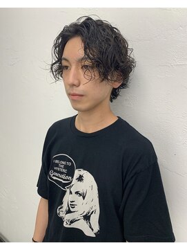 アカ(ACA) 刈り上げ　バーバー　パーマ　マッシュ　ツイスト　スパイラル