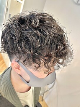 ロミーオム 本厚木(ROMMY. Homme) メンズ「スペインカール」