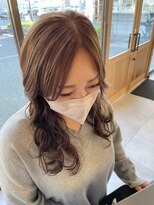 ロアバイレイ 北熊本店(LoRe by RAY)&nbsp;顔まわりレイヤー ミルクティーベージュ　大人ミディ