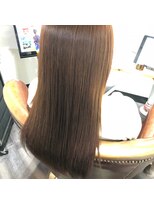 カミケン 方木田店(kamiken.)&nbsp;軽やか美髪さらツヤ大人ストレート清潔感【カミケン方木田店】