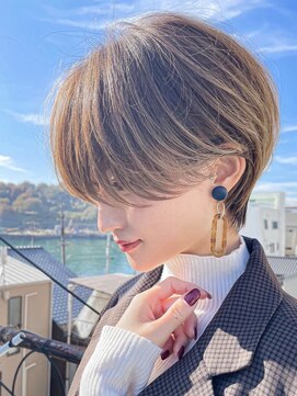 ハルキミナト ジャパン トウキョウ(HARUKI MINATO japan TOKYO) 20代30代40代50代耳かけショート前髪なしハンサムショートカット