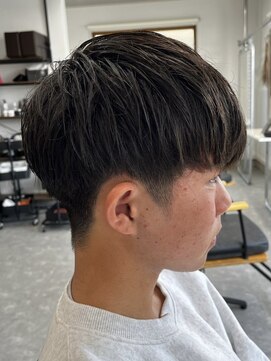 フゥ 宇都宮(FeU) ビジネスショートメンズマッシュツイストパーマツーブロック