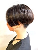 ベジータ(VEGETA) 刈り上げショートボブ