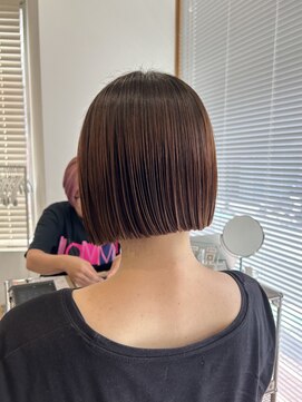 ネオリーブウリ 二子玉川店(Neolive uri) カールセミディシアーカラーレイヤーカット[二子玉川]