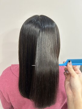 クルムバイルチア(Kulm by Luccica) 【kulmbyLuccica 廣江潔花】縮毛矯正でツヤツヤに
