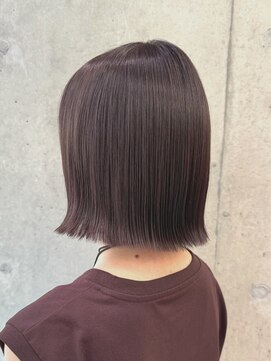 ソロ(soLo) 切りっぱなし外ハネボブ×ペールラベンダー