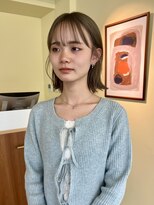 ロジェ(loje)&nbsp;外ハネスタイル/ボブヘア/オリーブカラー/ミニウルフ