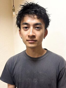 イーズ(e's) 【men's】王道スパイキーショート　〈riko〉