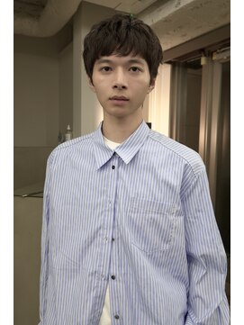 メンズレコ 渋谷(MEN'S LECO) ブルーブラックフェザーパーマ刈り上げセンターパート