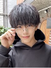 「パーマは無理」と断られた強い癖毛も歓迎。独自の理論で理想の仕上がりを叶えます。[渋谷]