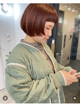ショート　ボブ　マッシュ　レイヤー　オレンジ
