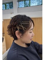 アンドゥ ヘア ファミリア(Andoux Hair familiar) ゆるふわピンアレンジ