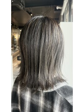 ビーストバイブランカ 刈谷三河安城(BEEst by BLANCA) 透明感ハイライトカラー×グレージュ