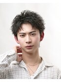 メンズカット無造作黒髪スパイキーショート刈り上げビジネス流行
