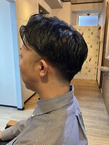 ディアス(DIAS)&nbsp;圧倒的に好印象な“フェード×ツヤ感アップバング”