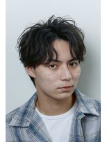 トラスト ザ バーバー 東京駅八重洲店(TRUST the Barber) センターパート/ツーブロック