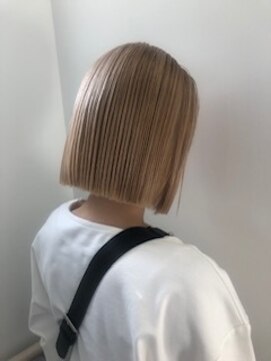 スワッグ(swag) ブロンドボブ