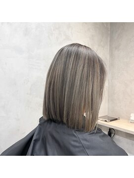 アポロ 横浜駅店(apollo) シャドールーツ