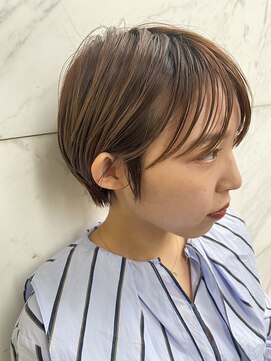 イワイナゴヤ(i i -IWAI NAGOYA-) ふんわりショート