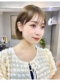 アッシュベージュ/ショートボブ