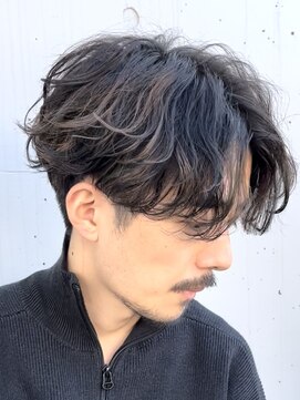 オルト(Altn) 大人の波巻きスパイラルパーマミディアムロングメンズカットヘア