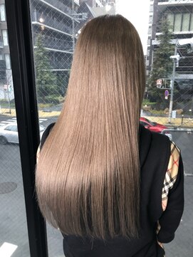 ルッソリベラ 池袋(Lusso libera) アースカラー艶髪ストレートロング