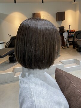 グラフ 立川(Graph.) 透明感カラー Aujua髪質改善トリートメント