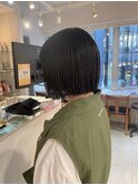 切りっぱなしボブ ミニボブ ブルーブラック sn