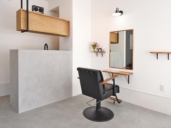 テン(ten.)の写真/通いやすい駅近プライベートサロン《ten．》自然光が入る明るい店内で、気さくなスタッフがお出迎え♪