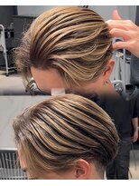 ステラ(STELLA)&nbsp;メンズ/バレイヤージュ/センターパート/ブリーチ＆ダブルカラー