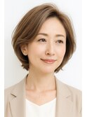 ショートカット・レイヤーカット×白髪ぼかし