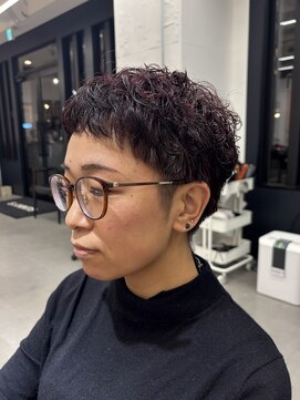 ベリーショート×ニュアンスパーマ