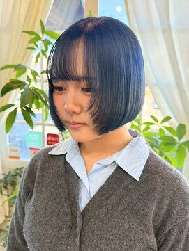 TJ天気予報 3t 日進店 ショートボブ/顔まわりレイヤー/デザインカラー/ネイビーブルー