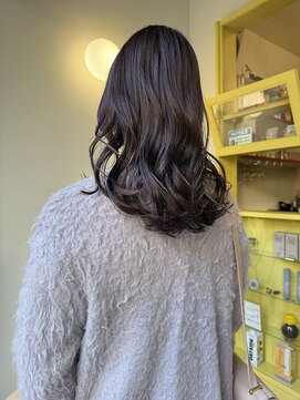 ヒントステーション(HINTSTATION) 〈浅草 半個室〉ゆるやかレイヤーミディ