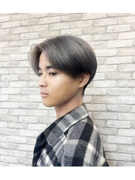 ヘアーアンドアイラッシュ ビス 下曽根店(Bis!) スモーキーグレーセンターパート