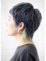 ビープ(beep) 襟足に抜け感をつくるウルフショート
