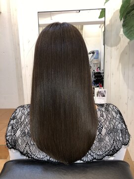 アコンプリッシュ 代官山 恵比寿(accomplish) プラチナミネコラ