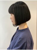 大人前下がりボブ