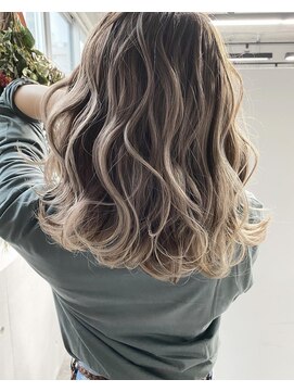 レディアル 大宮(REDEAL) 【REDEAL大宮】エアータッチバレイヤージュ[ハイライトメッシュ]