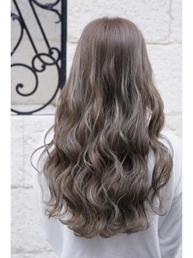 ティンク 天神(Tink) ハイライト/フォギーベージュ/ロング